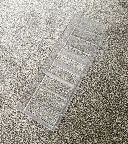 Clear plastic compartment - clear, 8-compartment